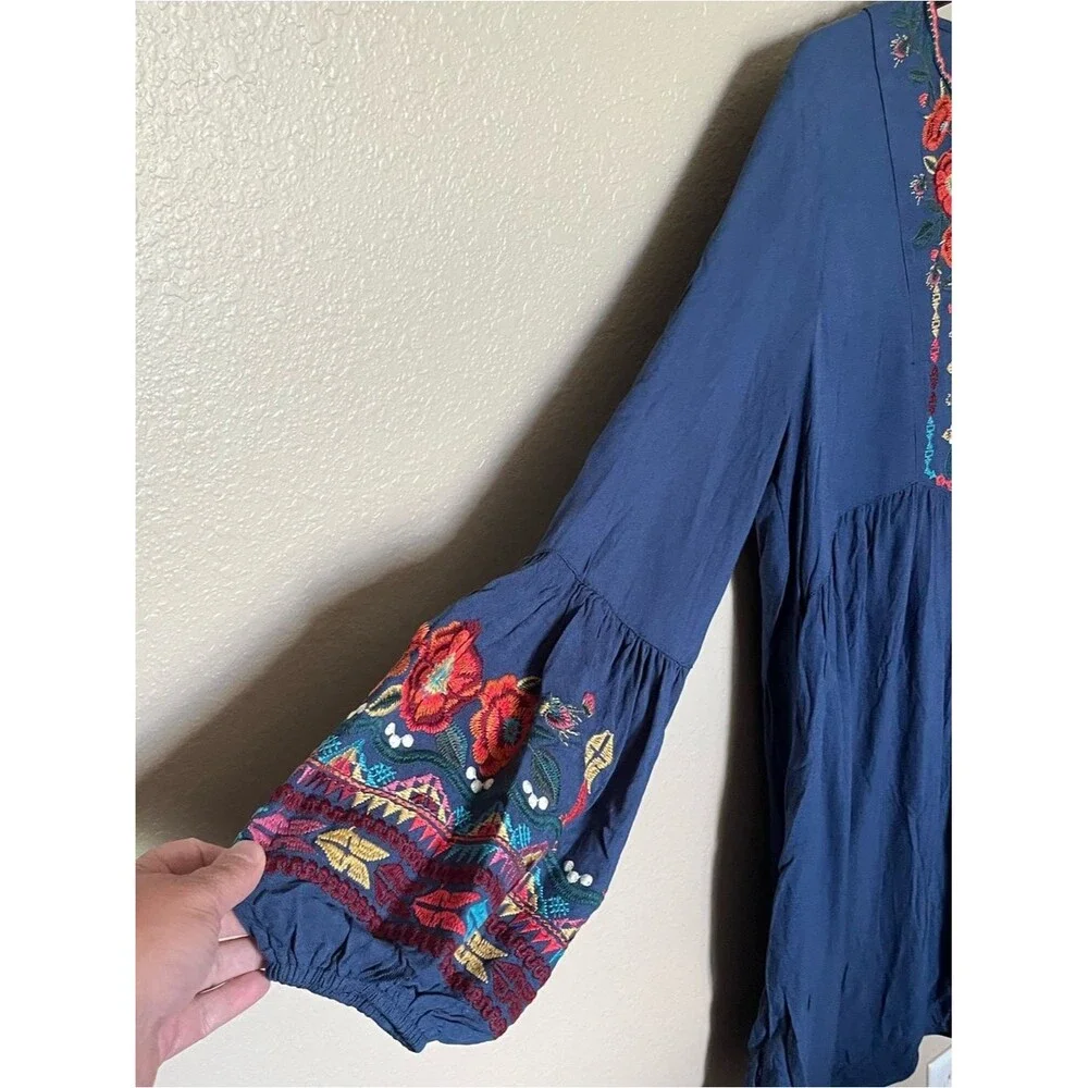Anthropologie Solitaire Embroidered Blue Long Sleeve Tunic Dress Size Medium